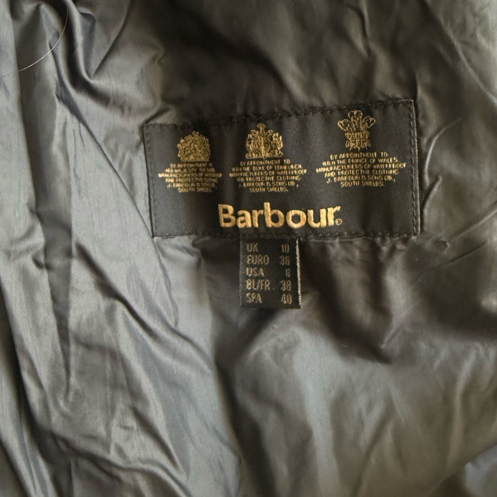 Barbour Quilted Utility Jacket in Black with Gold Hardware - Picture 3 of 3
